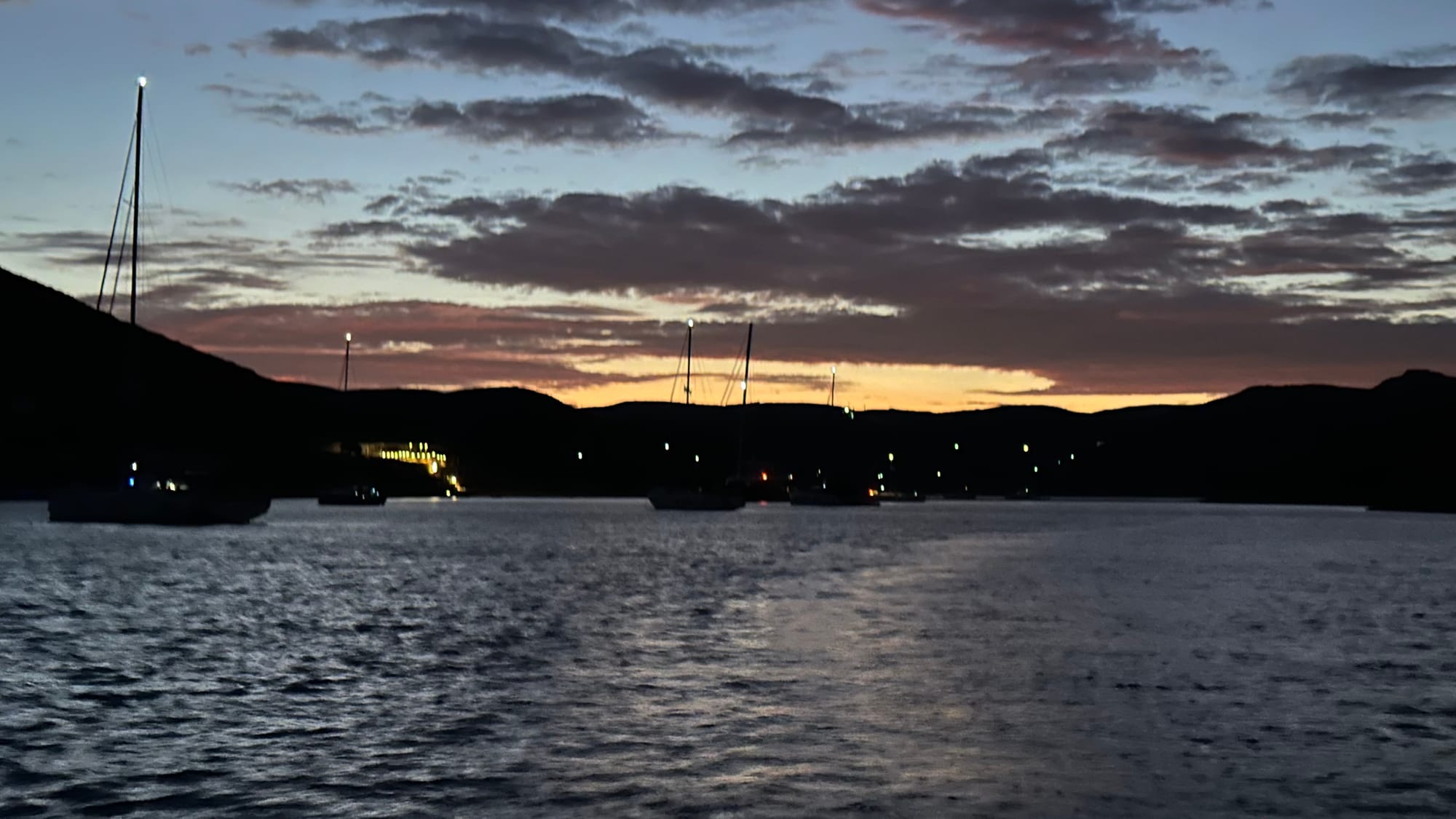 Zu zweit von Syros nach Poros