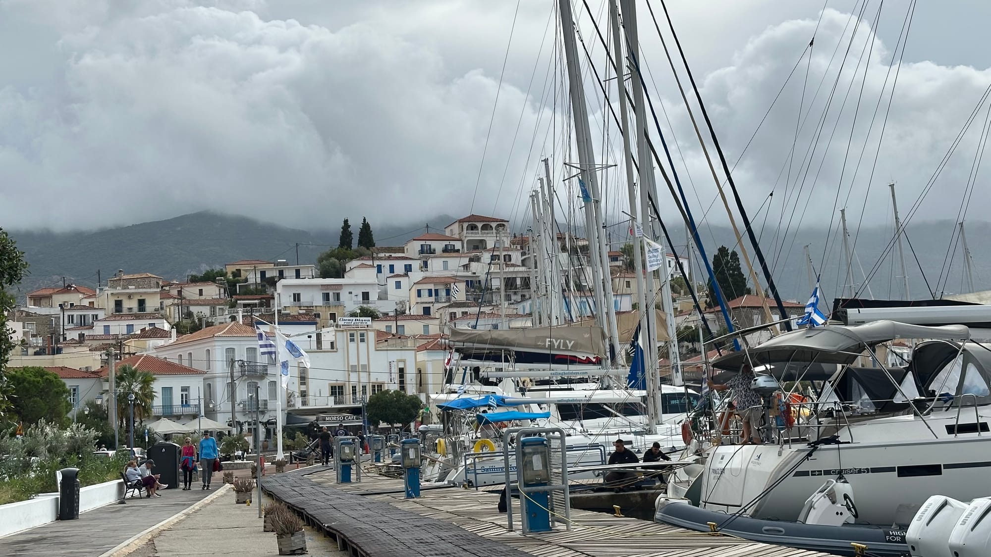 Zu zweit von Syros nach Poros