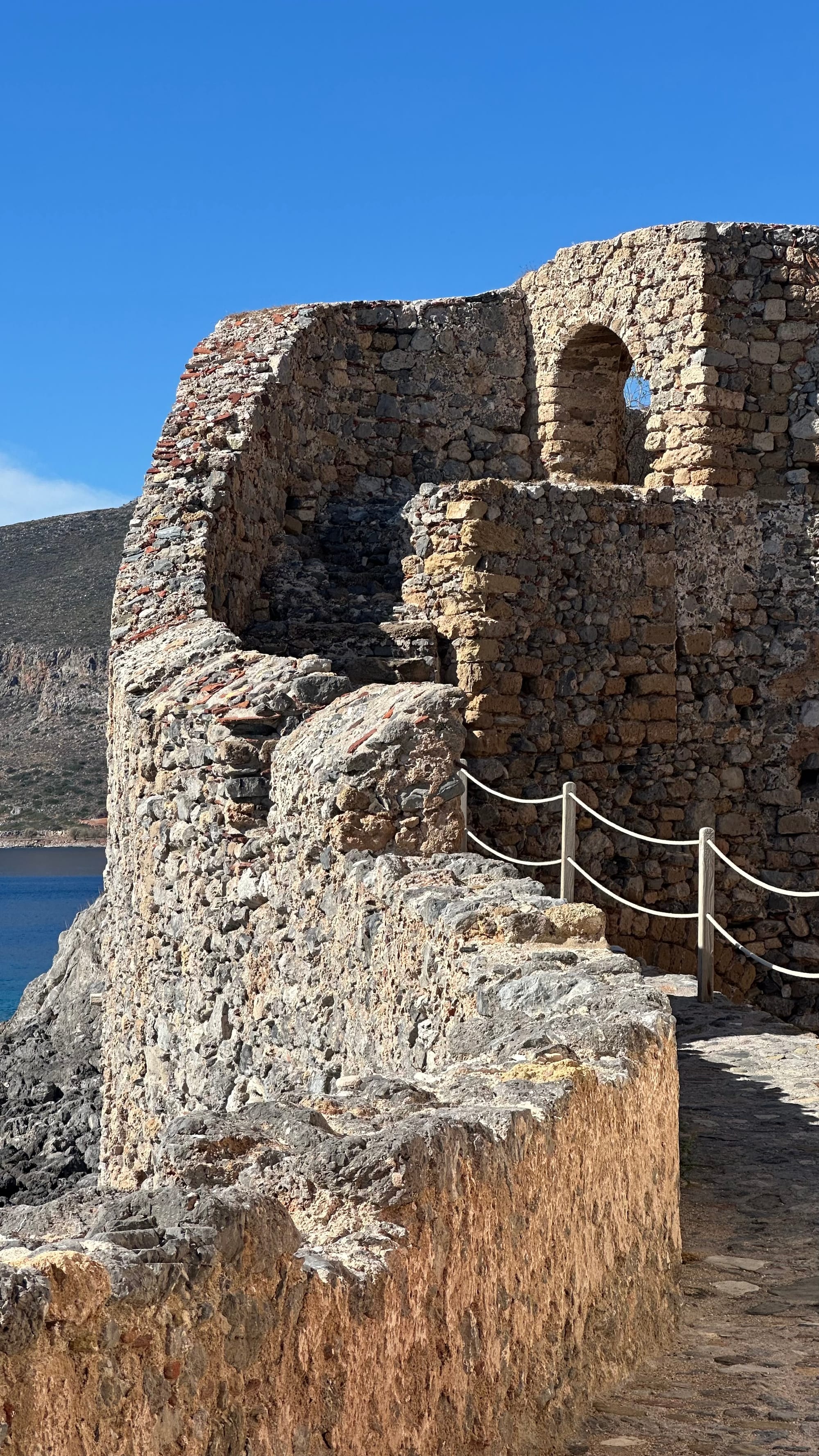 Um den Ostfinger des Peloponnes