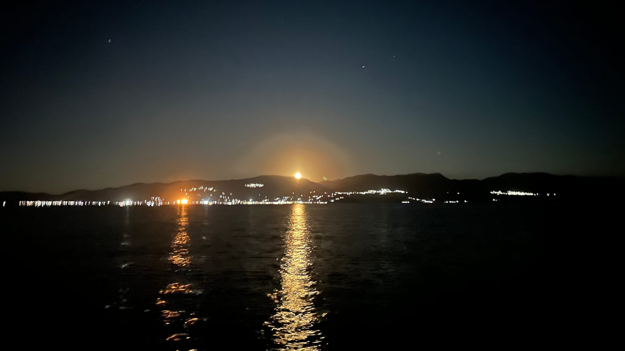 Um den Ostfinger des Peloponnes